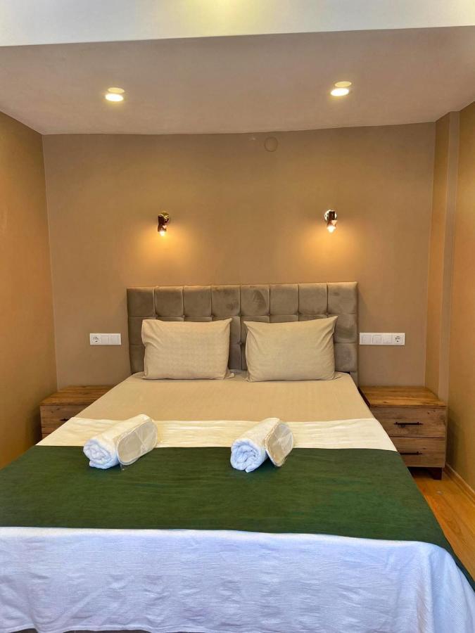 Ulubat Castle Hotel Истанбул Екстериор снимка