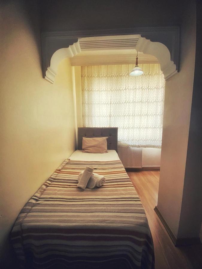 Ulubat Castle Hotel Истанбул Екстериор снимка